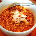 BIBIGO Instantnudeln Sweet & Spicy K-Chicken Cup 97g